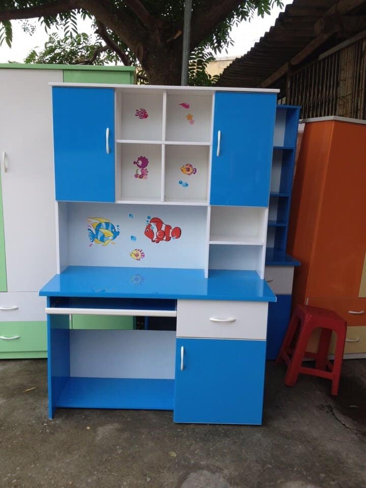 Bàn học nhựa Đài Loan kèm giá sách cho bé - Nội thất Huy Khánh